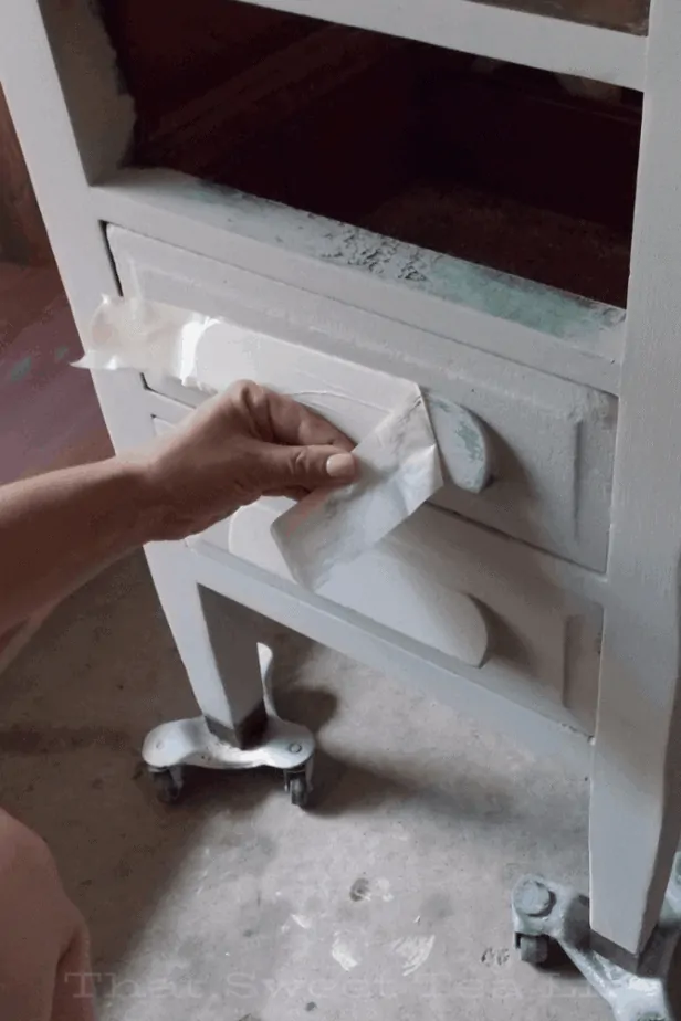 Using tape for chippy paint