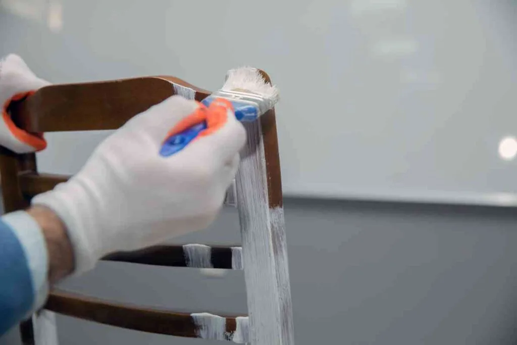 How to paint furniture