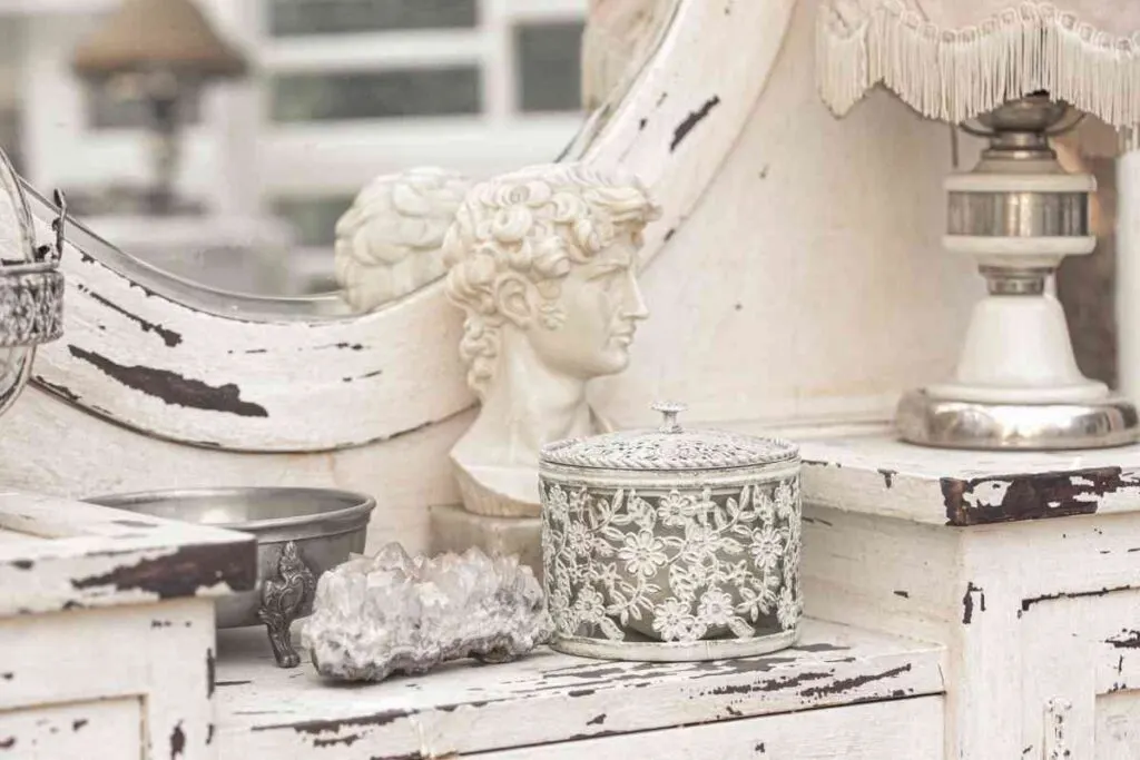 painted makeup vanity ideas