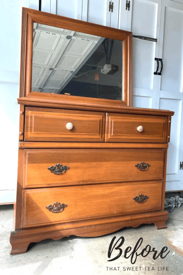 Jolie Paint (Before)
