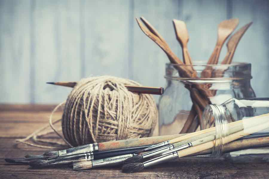 The Complete Guide To Selling Crafts Online