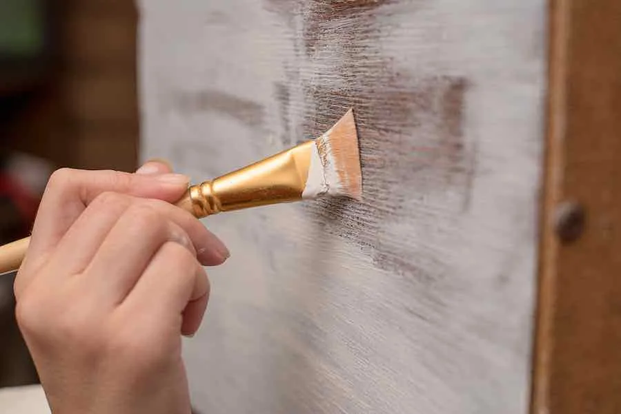 How to Remove Chalk Paint: Applying White Chalk Paint