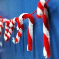 Christmas Pipe Cleaner Crafts for Kids