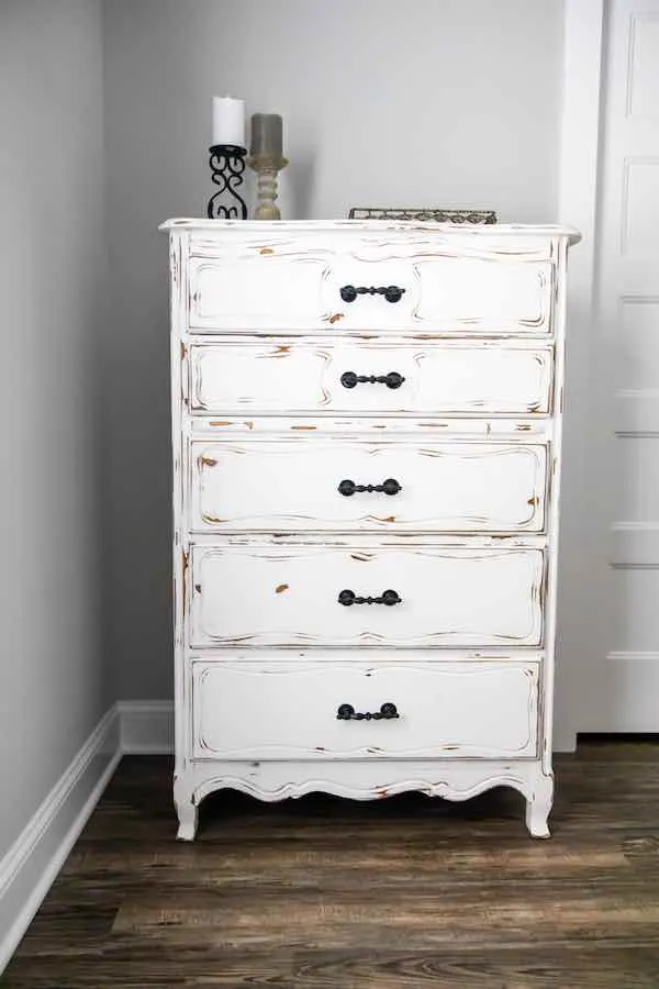White Shabby Chic Farmhouse Dresser