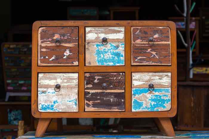 Shabby Wood Farmhouse