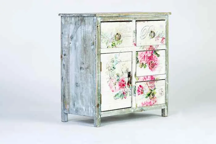 Vintage bedside dresser style of Provence