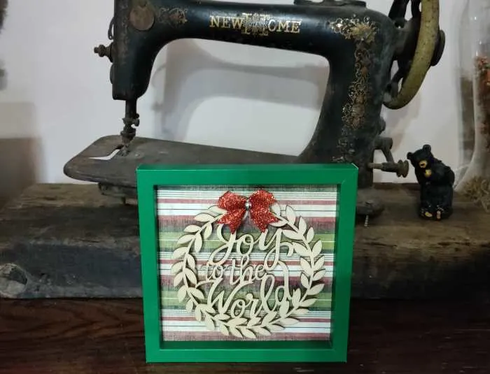 finished 3D holiday sign on display