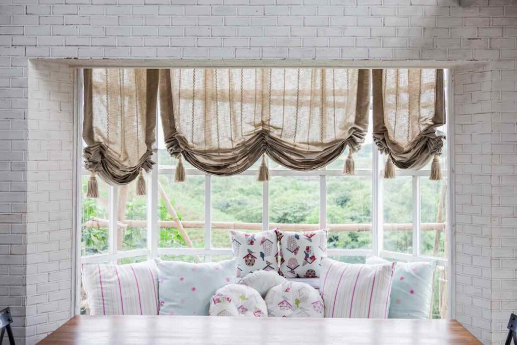Bay window seat