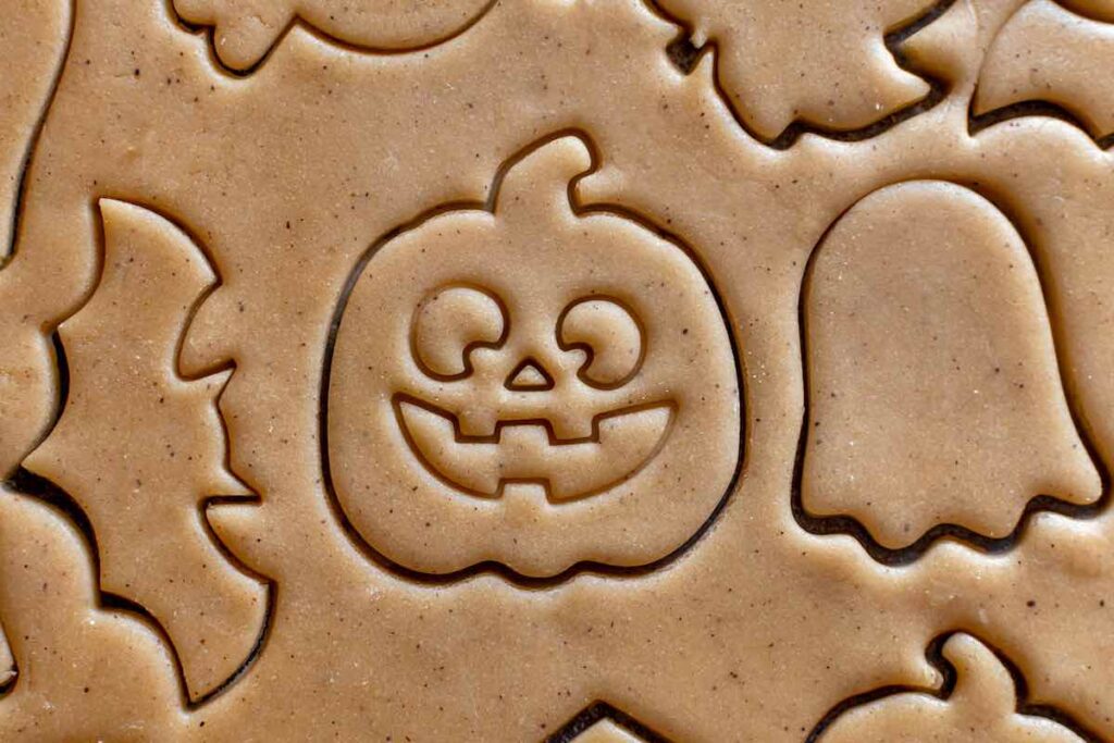 Halloween Cookie Decorating Ideas, cookie cutters
