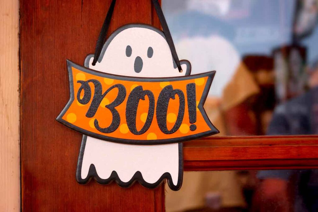 Halloween door sign