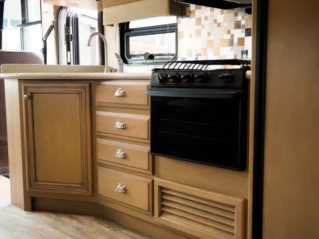 RV interior decor, backsplash
