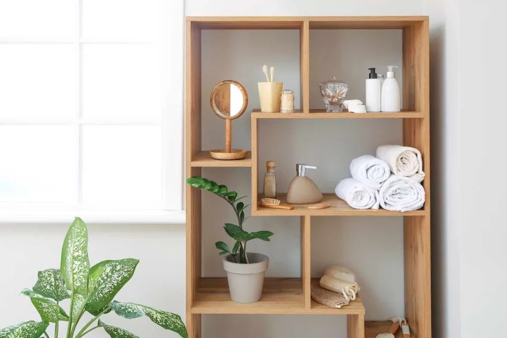 Bathroom shelves