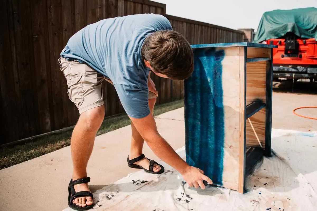 How to Spray Paint Furniture