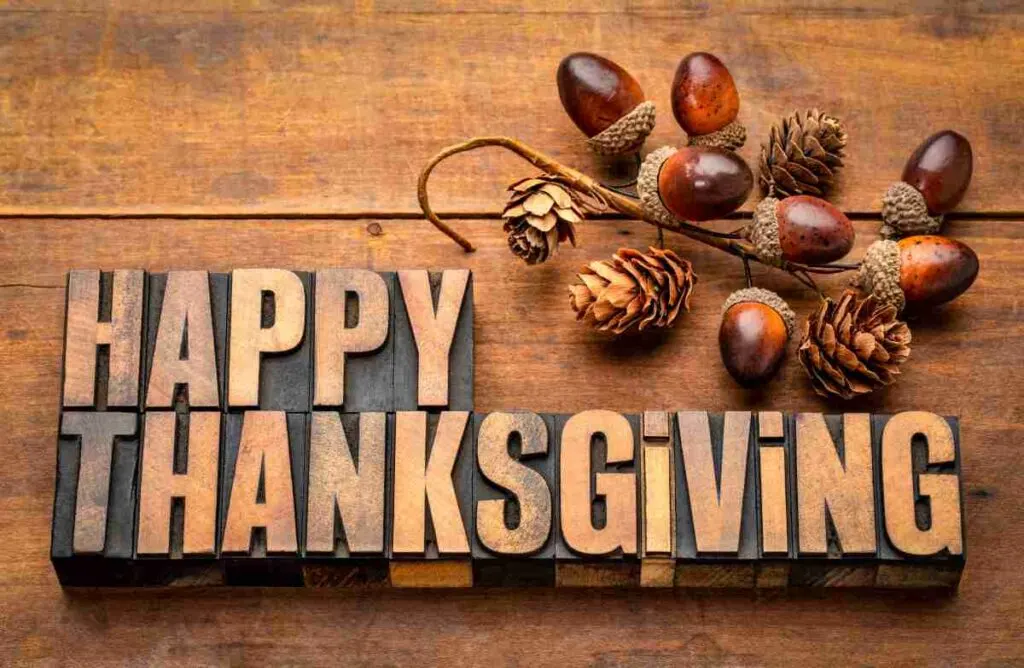 Happy Thanksgiving DIY Wood Sign Ideas