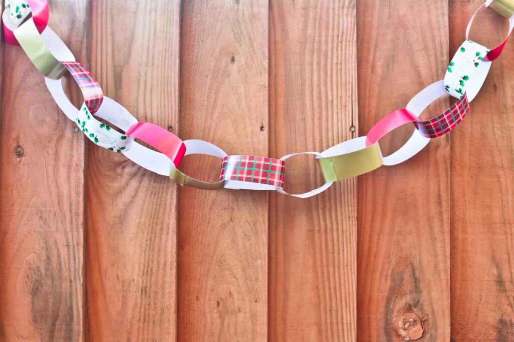 paper chain on a fence