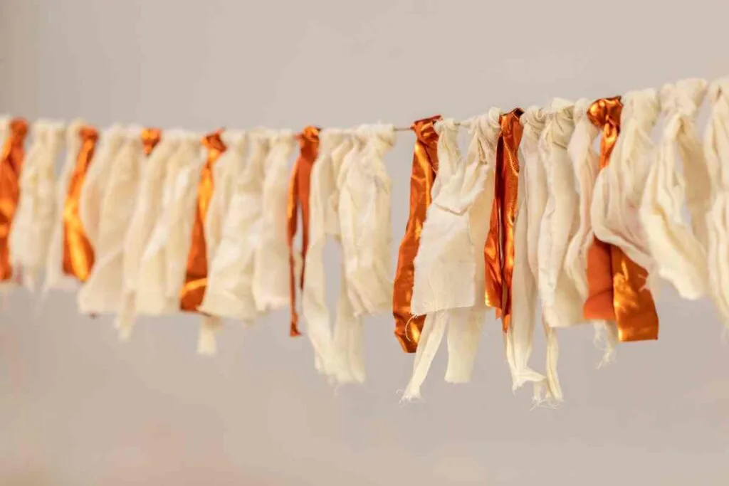 Fabric scrap garland