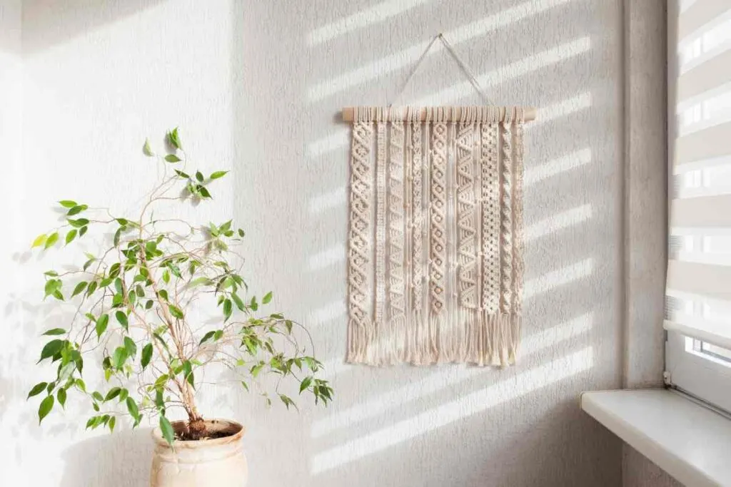 Macrame hanging for DIY wall art ideas