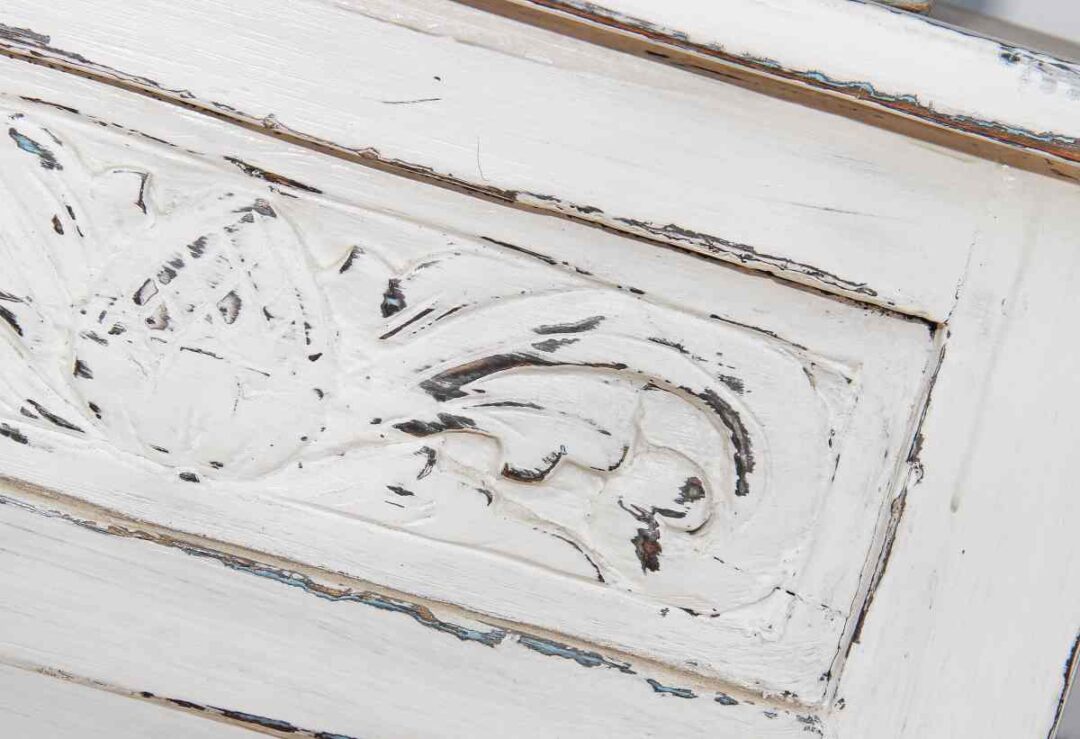 The Best Wax for Furniture Distressing • That Sweet Tea Life