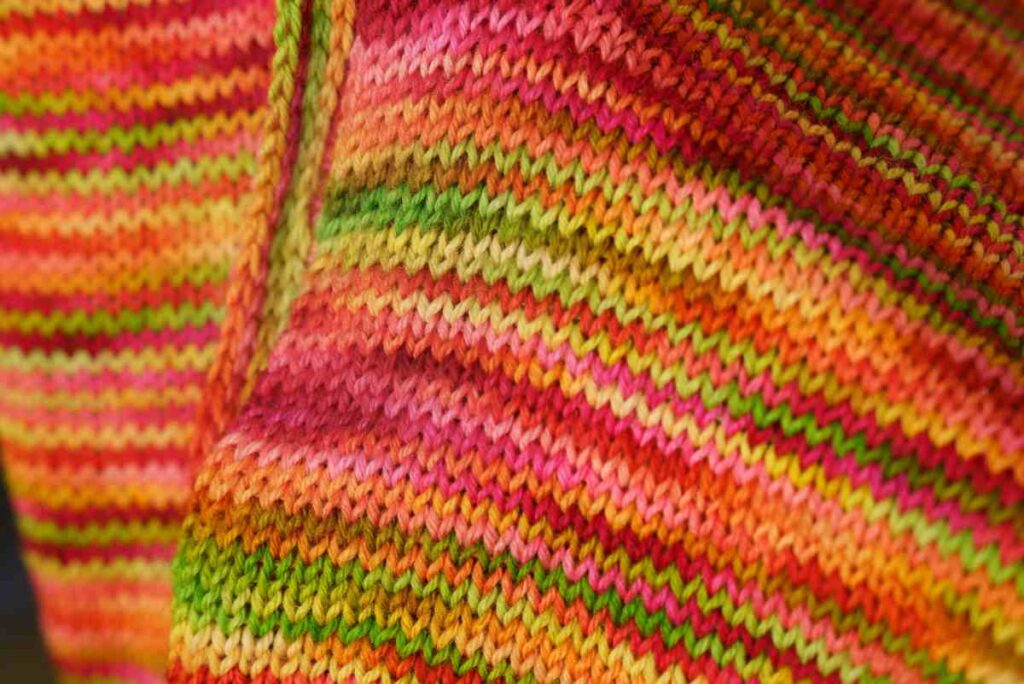 Scarf knitted with colorful yarn