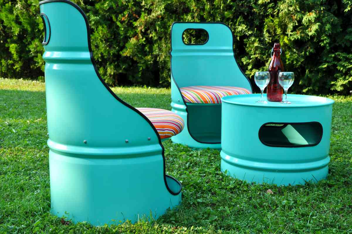 Metal drum furniture painted teal with the best spray paint for outdoor metal furniture