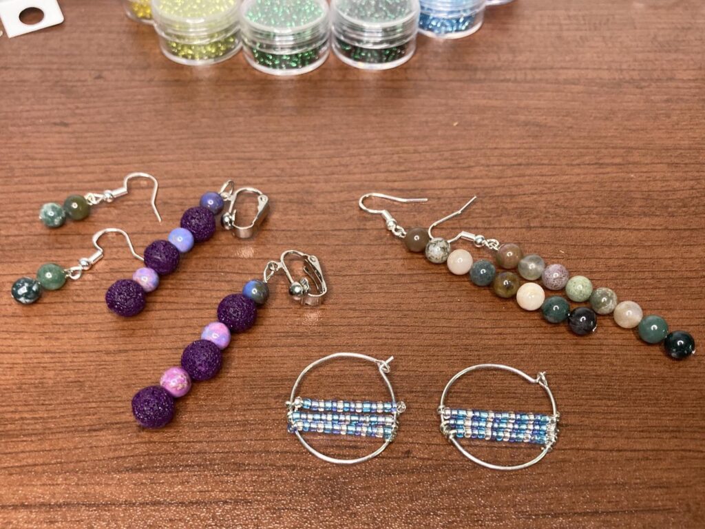 how to make beaded earrings