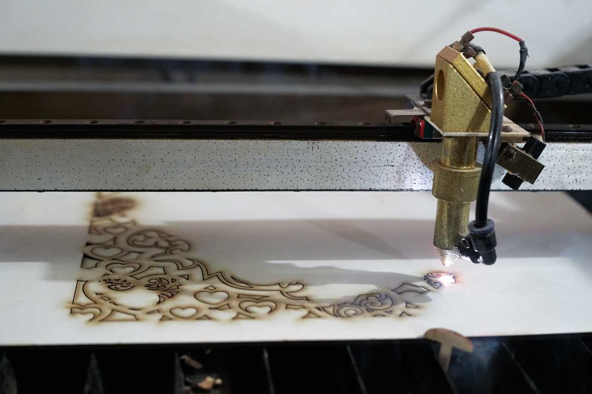 Picture showing wood laser engraving details