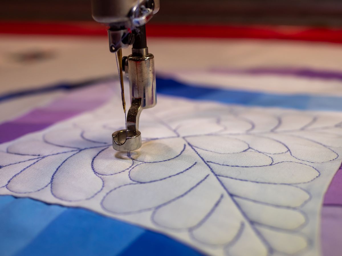 Using the best long arm quilting machine to add details to a quilt