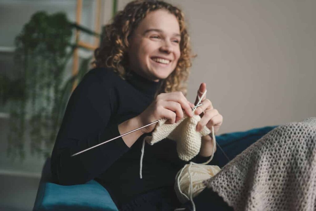 knitting vs crochet